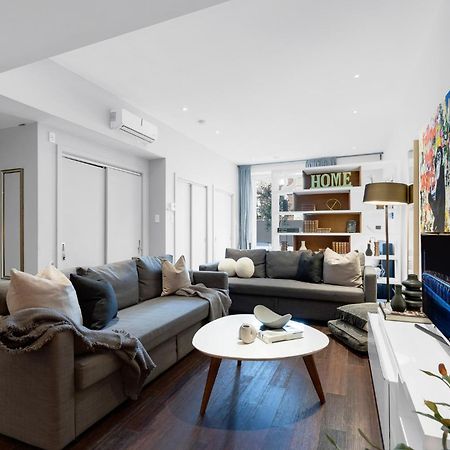 Liv Mtl Soho Aparthotel Montreal Exterior photo